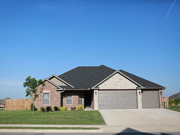 3 car garage
