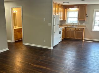 305 Fall River Rd #D4, Lawrenceburg, TN 38464