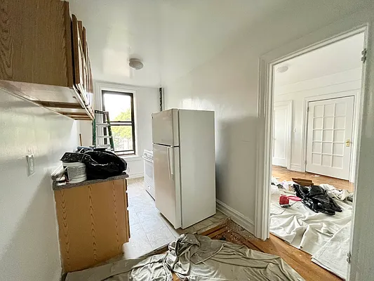 Rented by BRICK & GALO REALTY CORP | media 10