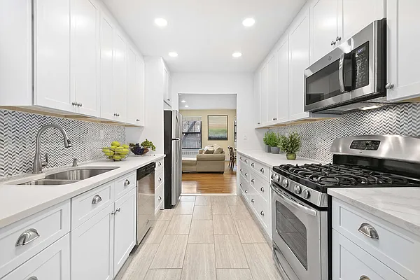 Sold by Compass | media 3