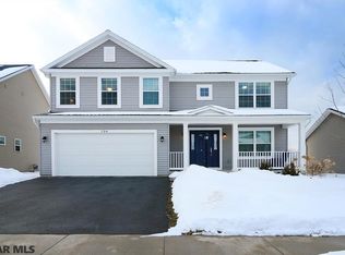 104 Red Willow Rd, State College, PA 16801