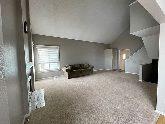 4th image of 2260 E Cherrywood Dr