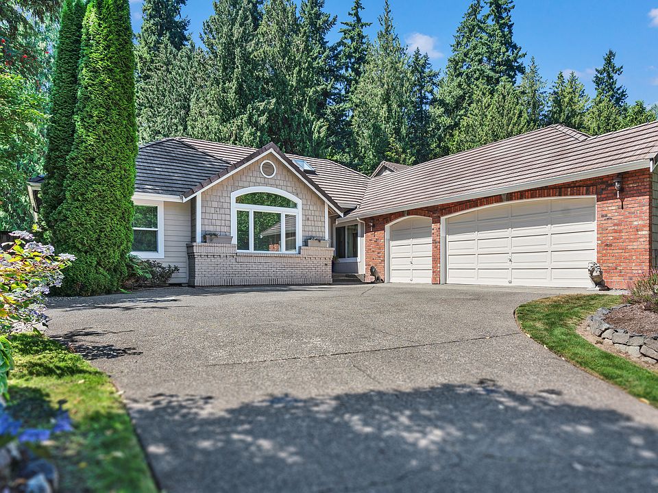 1st image of 10523 23rd Street Ct E