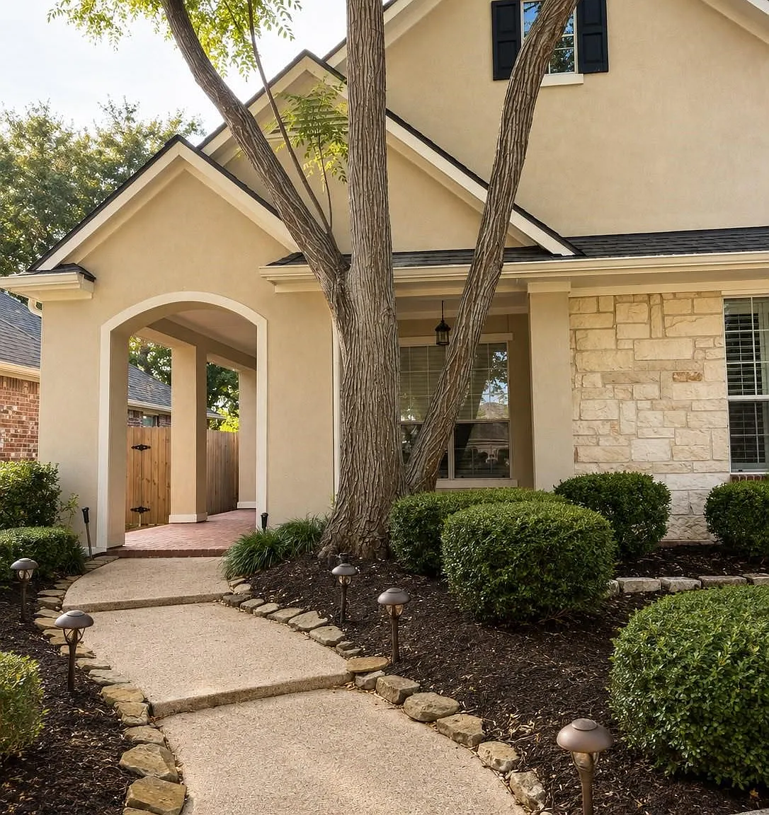 4 bed, 3.5 bath, 3208 sqft, $3,500 — Photo 2