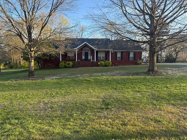 732 Wheeler Dr NE, Arab, AL 35016