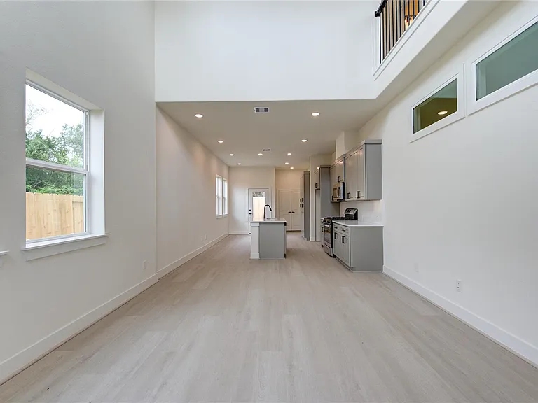 4336 Avron Dr #A — Photo 8
