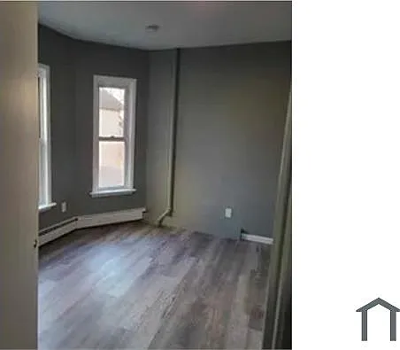 5 bed, $2,875 — Photo 2