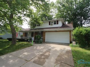 305 Southwood Dr, Perrysburg, OH 43551