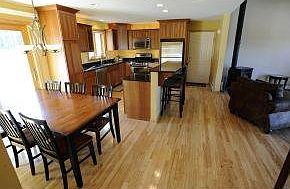 Open Kitchen / Dining