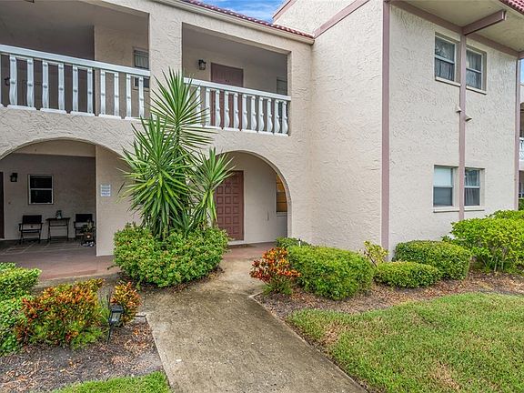 3rd image of 9700 STARKEY ROAD #113