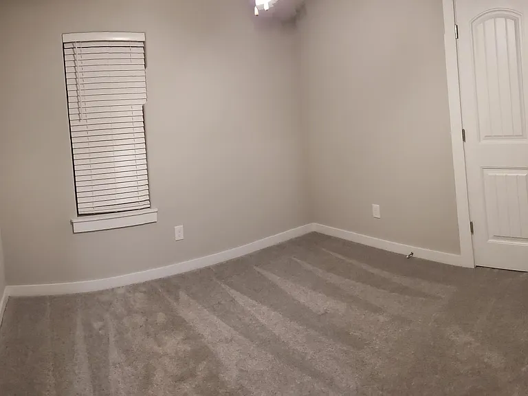 413 Rineel Ave — Photo 11