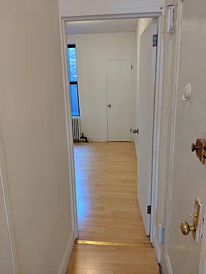 Rented by Sky Management | media 30