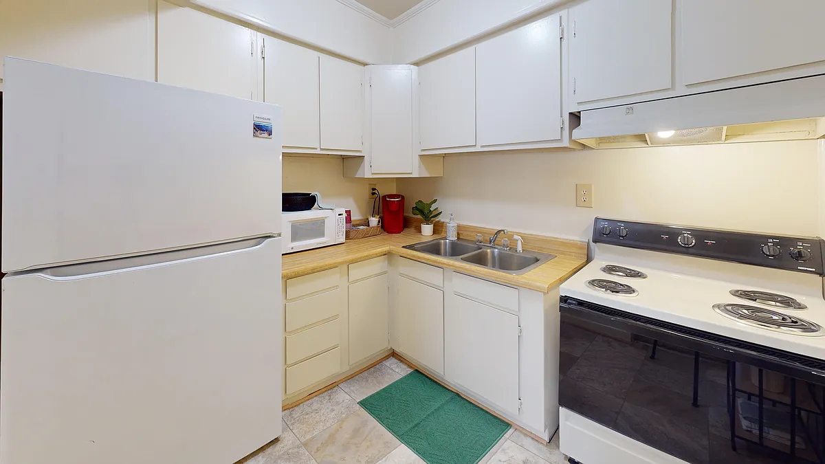 Building Photo - Apollo Apartments