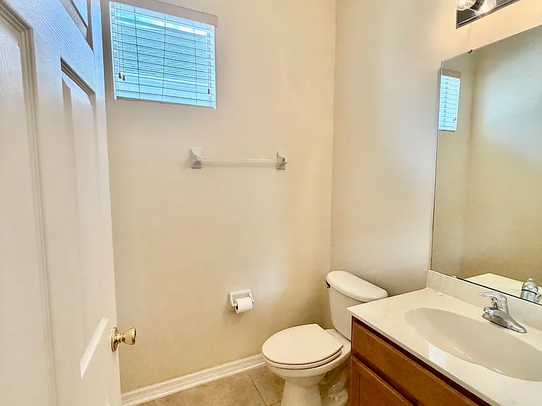 14205 Bridgewater Crossings Blvd — Photo 6