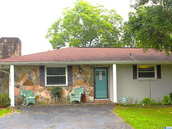 2nd image of 8096 Moody Pkwy
