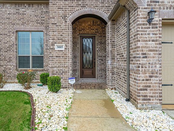 2nd image of 3005 Dustywood Dr
