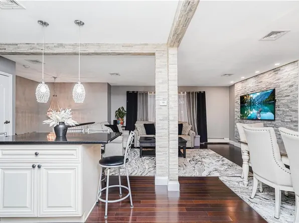 133 Durant Avenue image 11 of 35