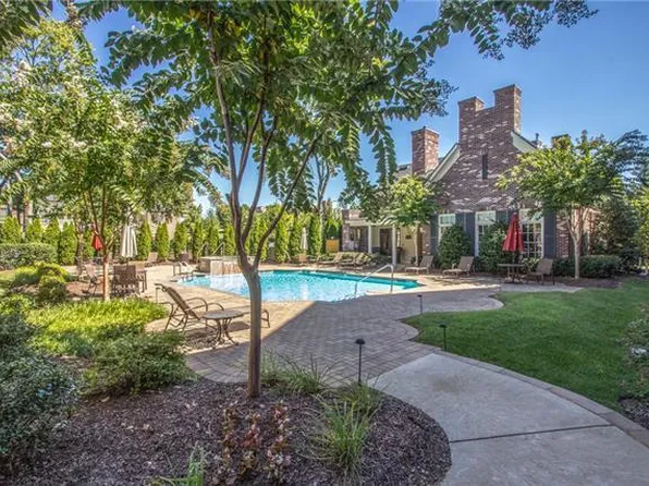 725 Grant Park Ct, Franklin, TN 37067