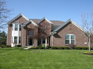 11724 Gray Eagle Dr, Fishers, IN 46037