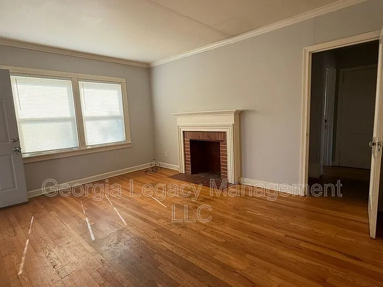 42 Andrews Ct #104 — Photo 3