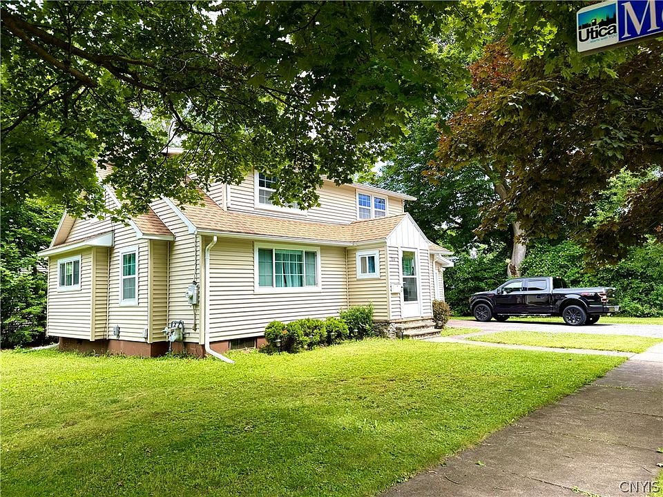 1st image of 204 Melrose Pl