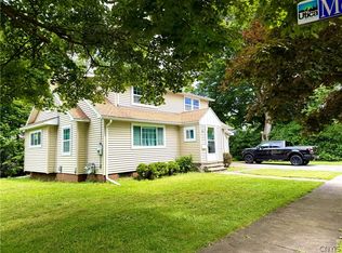 204 Melrose Pl, Utica, NY 13502