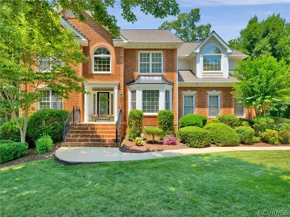 15718 Fire Light Pl, Moseley, VA 23120