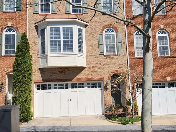 3523 Goddard Way, Alexandria, VA 22304
