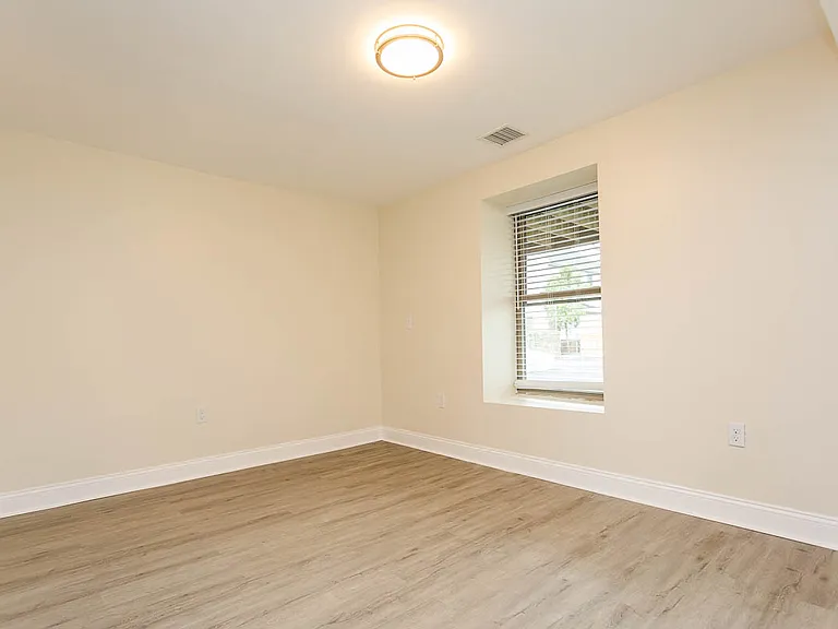 478 Fulton St #1 — Photo 11