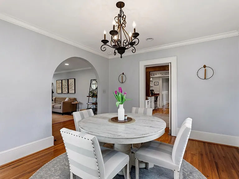 309 Randall St — Photo 11
