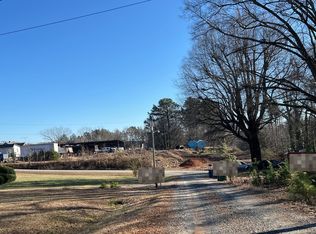 2011 Calloway St, Albemarle, NC 28001