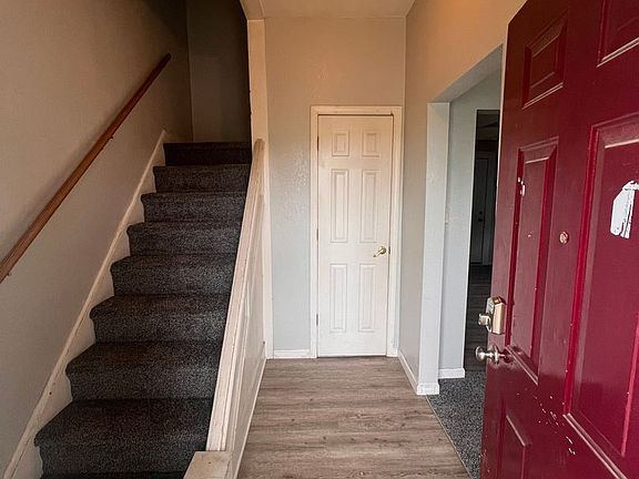 4th image of 1005 W Kilgore Ave
