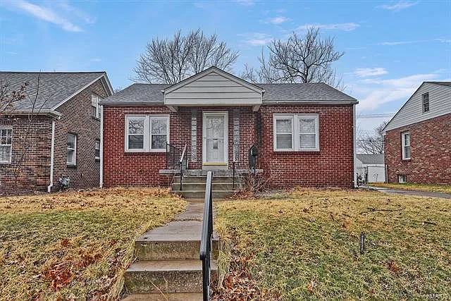 2559 Benton St photo 1
