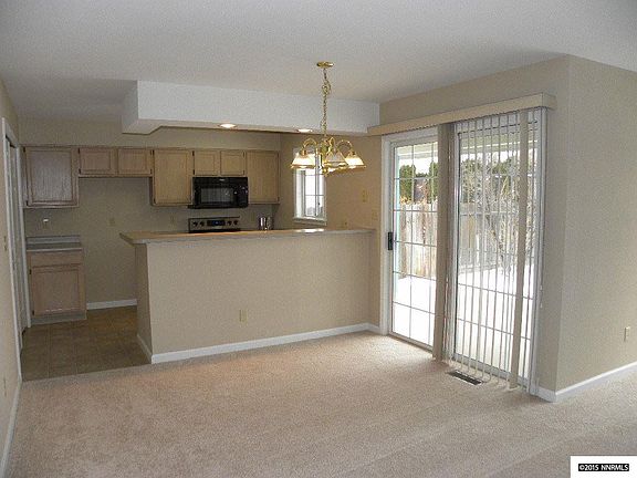 5th image of 391 Somerset Dr