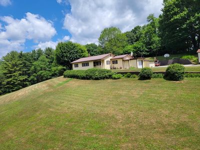 6213 Elk Creek Pkwy, Independence, VA, 24348