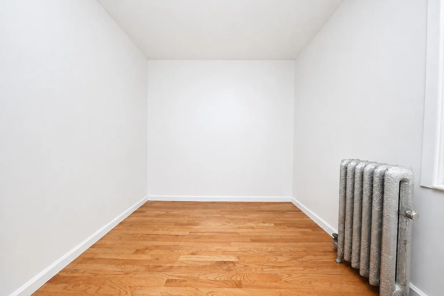 3 bed, 1542 sqft, $2,550 — Photo 2