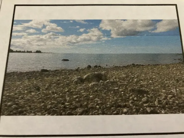 S Roberts Point, Drummond Island, MI 49726