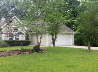 12 Lunker Ct, Dadeville, AL 36853