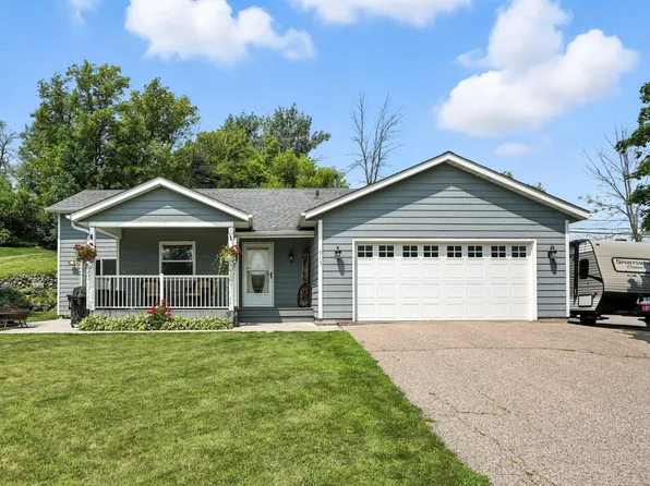513 Lewis Ave N, Watertown, MN 55388