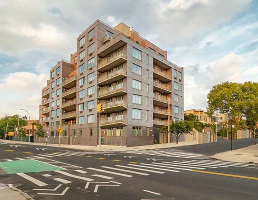 Rented by Astoria Realty | media 23