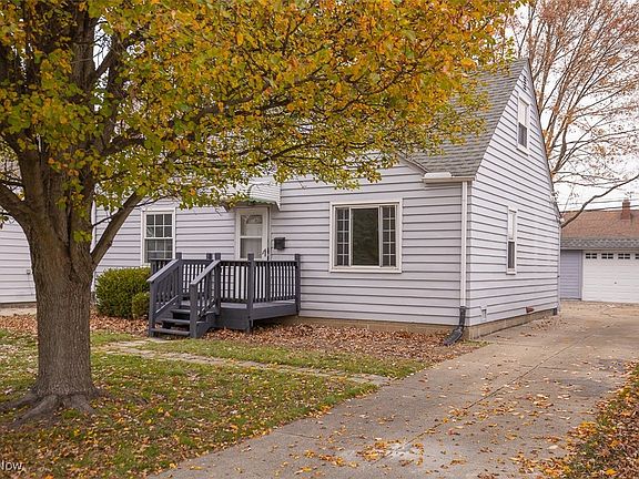 2nd image of 25751 Briardale Ave
