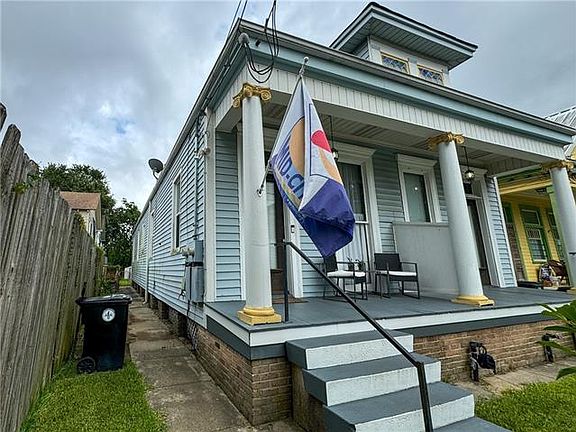 3rd image of 412 S Alexander St