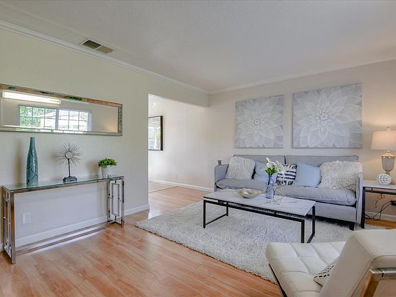 4th image of 3428 Duchess Ct