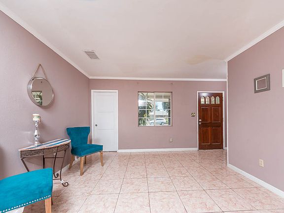 2nd image of 7331 Caldus Ave