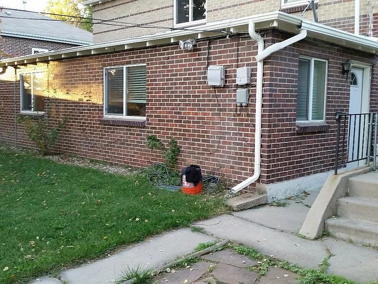 4620 W Hayward Pl — Photo 2