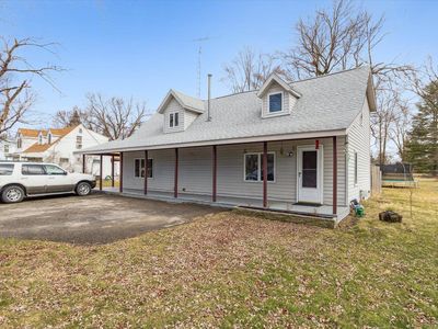 2421 Howe Rd, Burton, MI, 48519