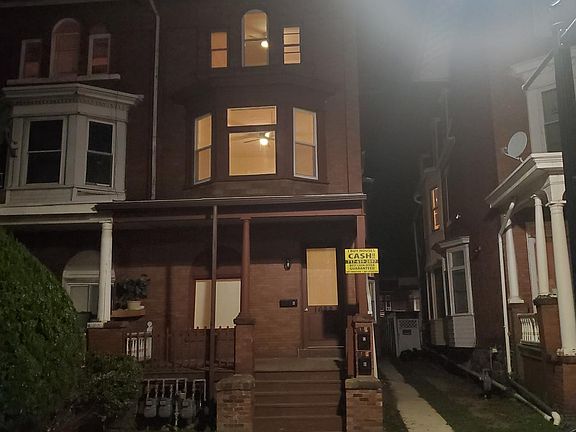 2nd image of 1622 State St #B