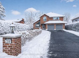 259 Grandview Rd, Ottawa, ON K2H8B9