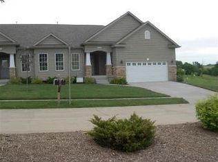 4156 Charles Ct, Bettendorf, IA 52722