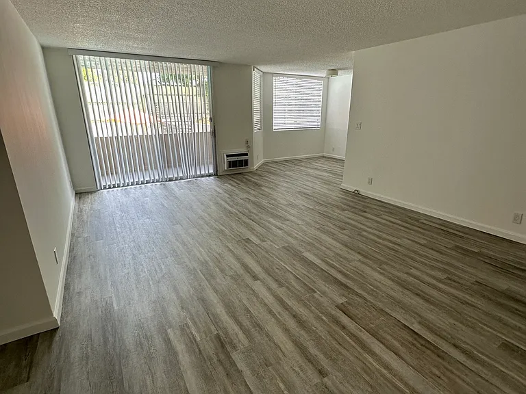 12221 San Vicente Blvd — Photo 3